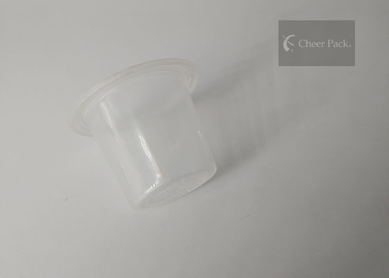 Wyczyść małe okrągłe przezroczyste plastikowe pojemniki Materiał spożywczy Przejrzysty kolor