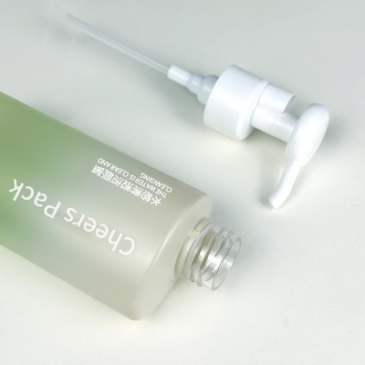 Nowy projekt pojemniki kosmetyczne 150ml/500ml Opakowanie do pielęgnacji skóry Biała butelka PET z pompą do płynu