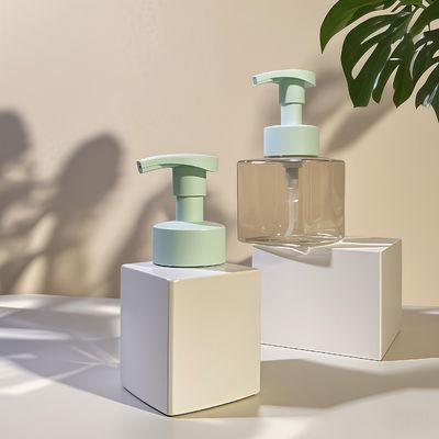 Butelka z pompą do kosmetyków z materiałem PET i pompą prasową do pakowania do pielęgnacji skóry