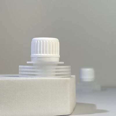 Przenośna i trwała zakrętka śrubowa z tworzywa PE 16 mm z pokrywką z klapką i wylewką, bezpieczna dla żywności, rant do napojów, elastyczne opakowania